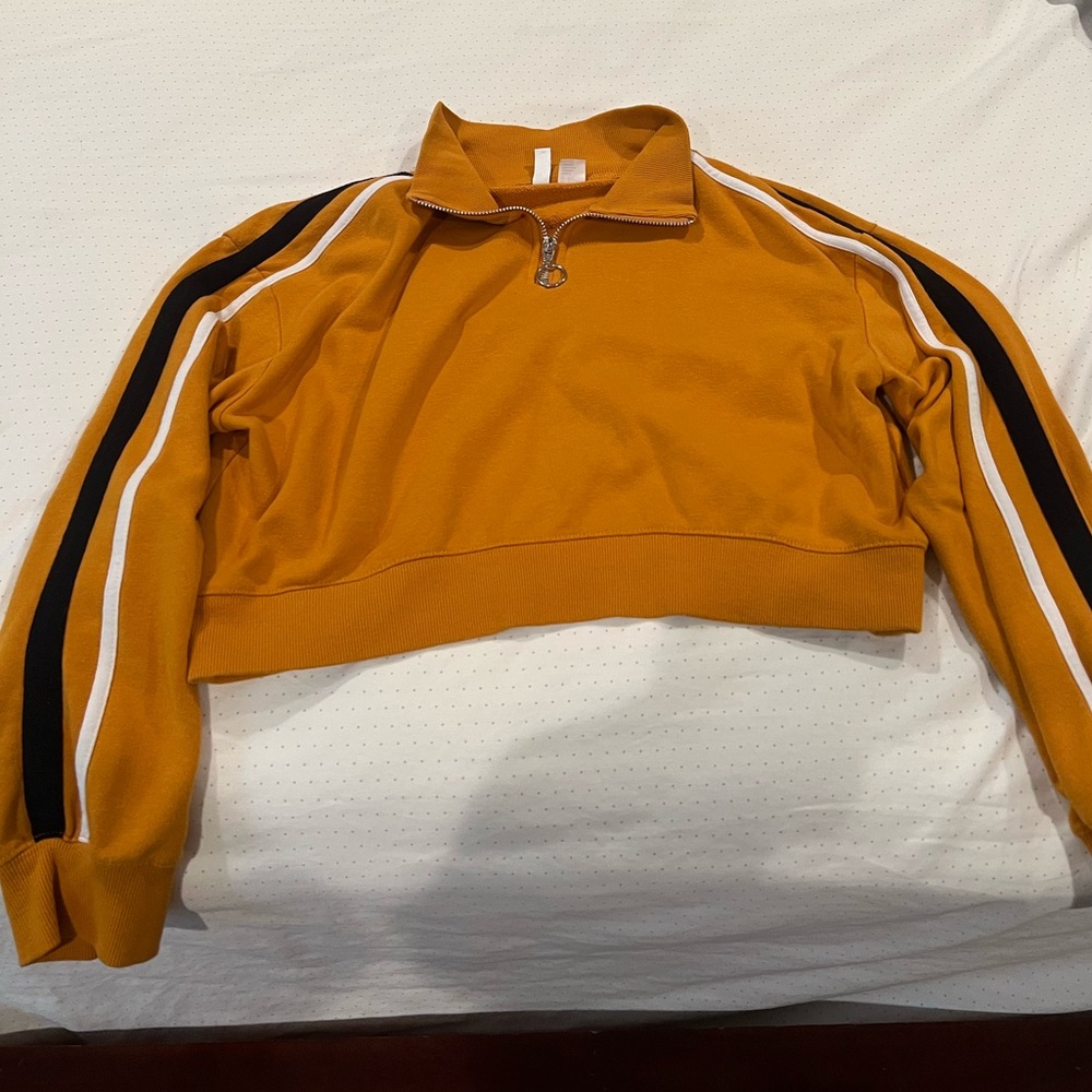 Stylish Orange/Yellow Cropped Pullover
